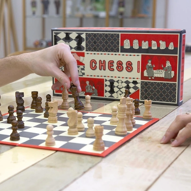 KIKKERLAND CHESS - Kikkerland