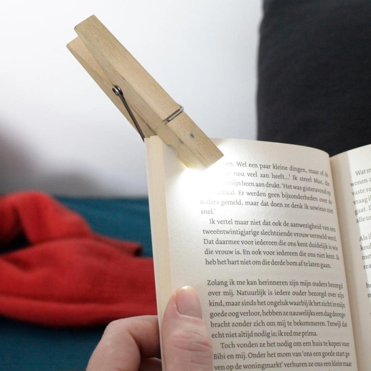 KIKKERLAND BOOKLIGHT CLOTHESPIN