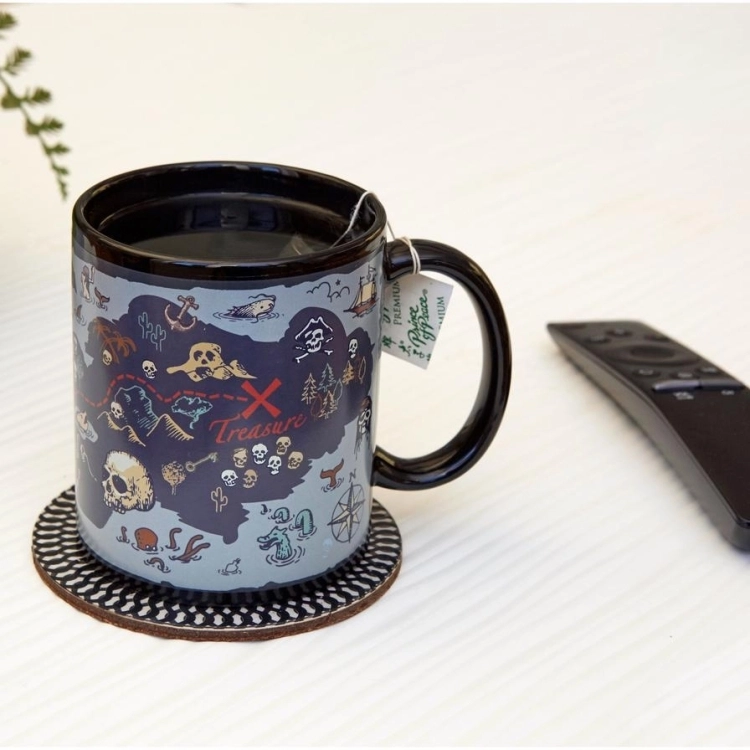 KIKKERLAND PIRATE ISLAND MORPH MUG - Kikkerland