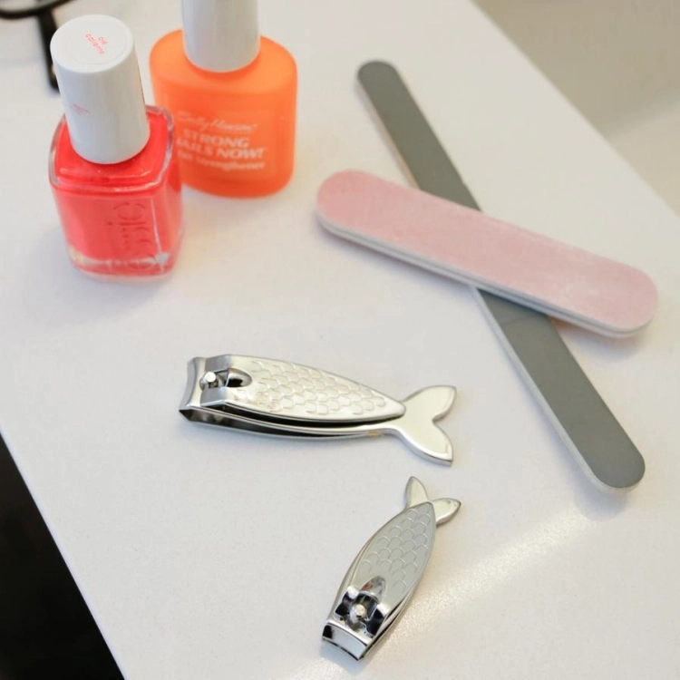 KIKKERLAND FISH NAIL CLIPPERS