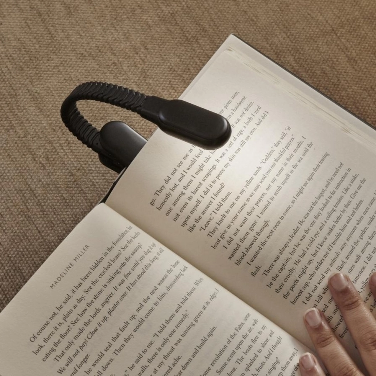 KIKKERLAND RECHARGABLE BOOKLIGHT BLACK - Kikkerland