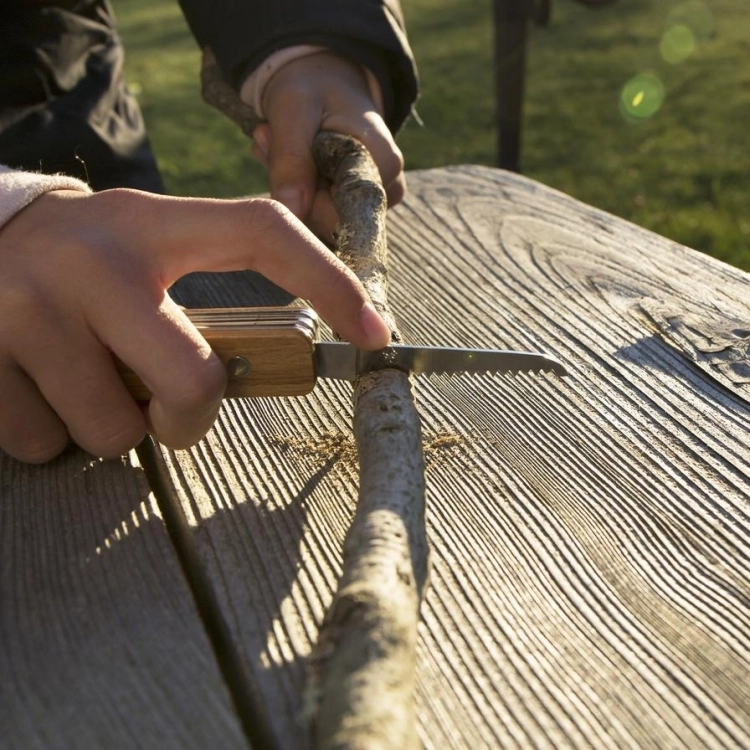 KIKKERLAND HUCKLEBERRY FIRST POCKET KNIFE - Kikkerland