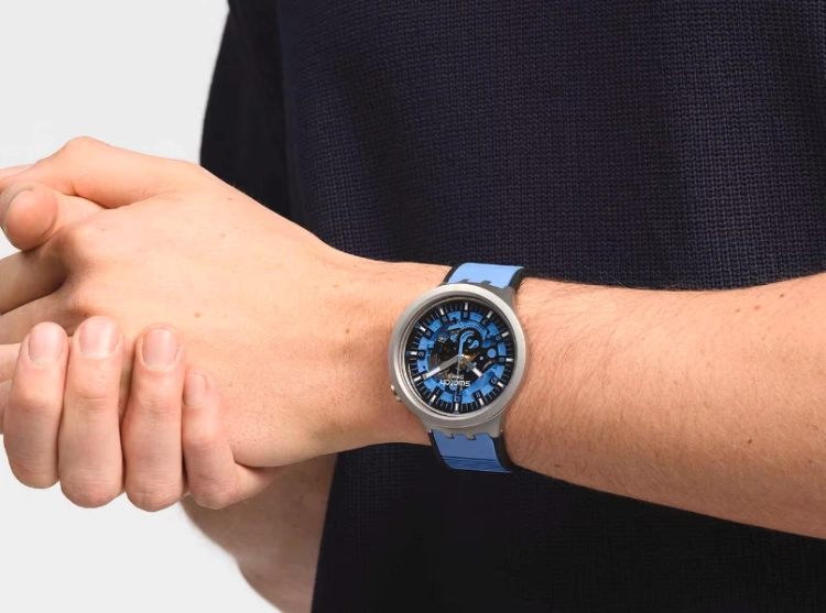 SWATCH BIG BOLD IRONY AZURE BLUE DAZE - Swatch